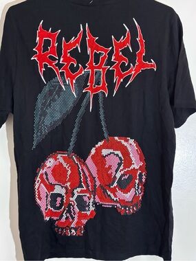 🍒💀Rebel Vengeance Cherry Skull Graphic Tee Size Medium